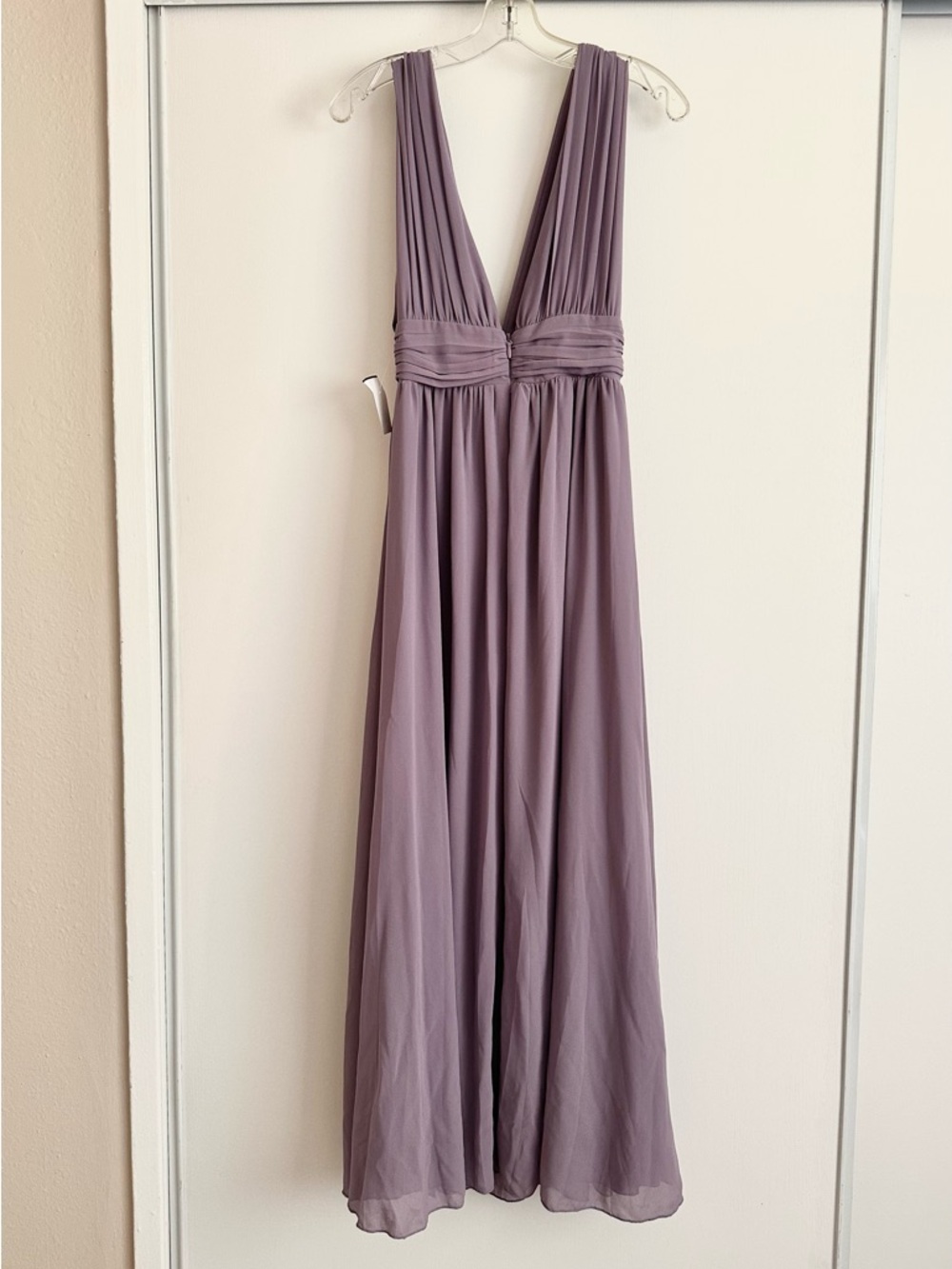 Soft Lavender V-Neck Chiffon Maxi Dress